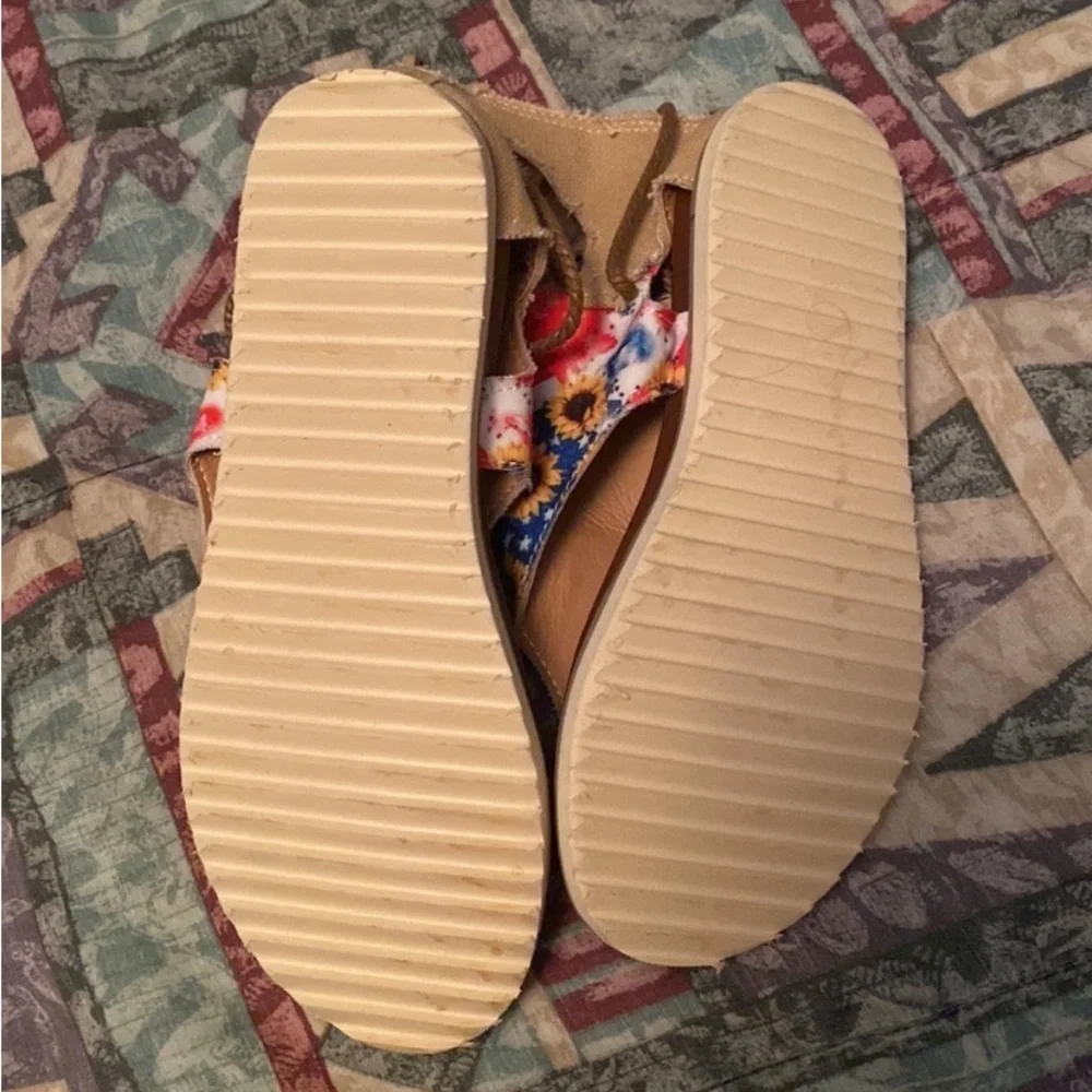 Boho gladiator canvas sandal size 7 - Picture 3 of 3